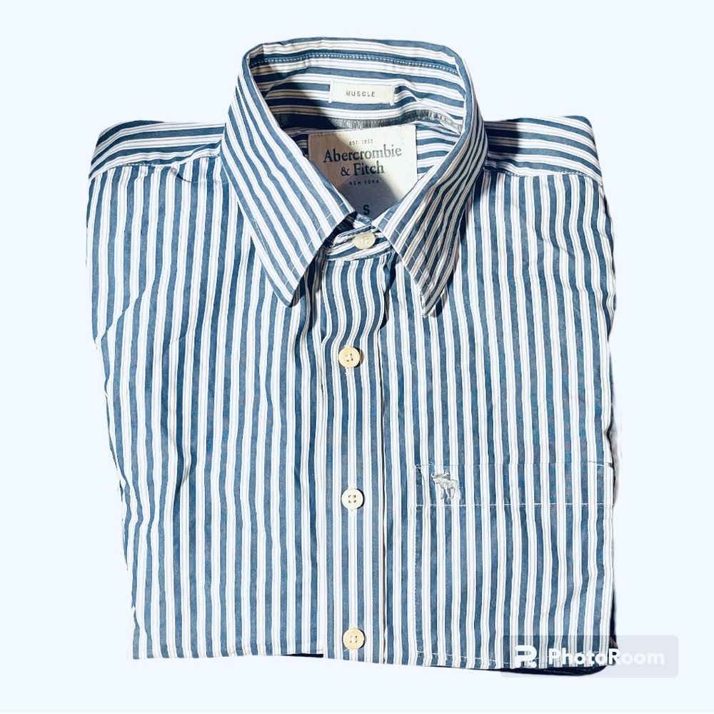 Abercrombie and Fitch Men’s Muscle Shirt